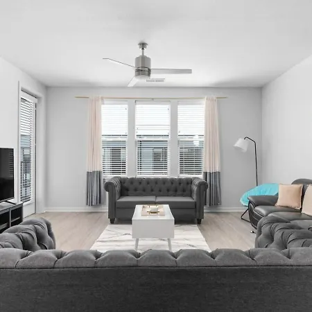 Affordable 2-Bedroom Fishers - Pool View